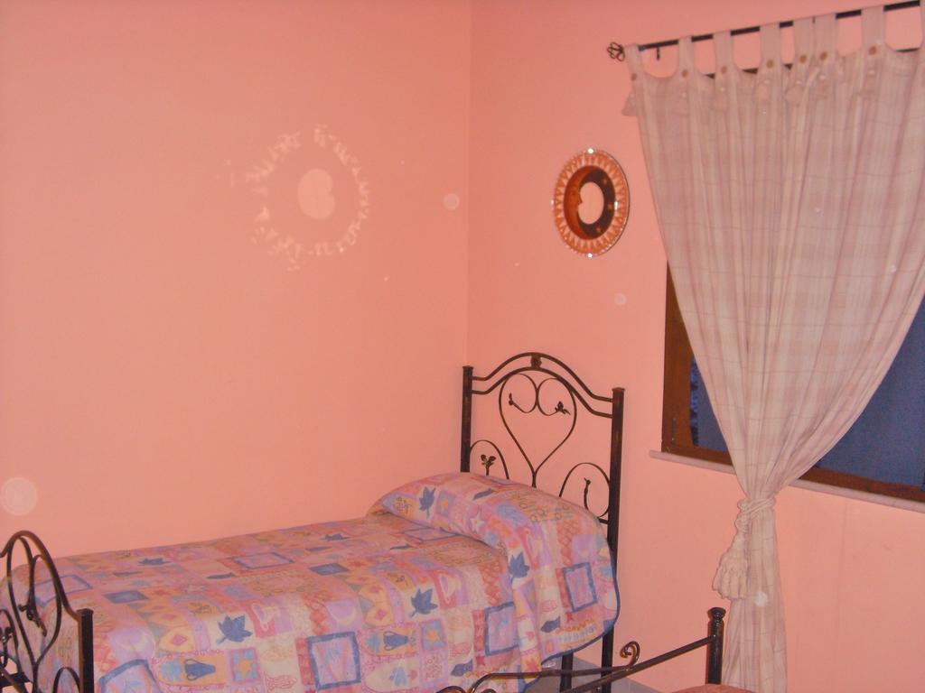 Colledisisto Srl Villa Pomarico Szoba fotó