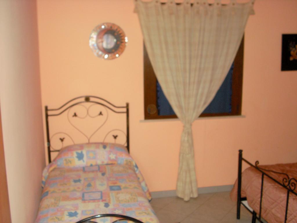 Colledisisto Srl Villa Pomarico Szoba fotó