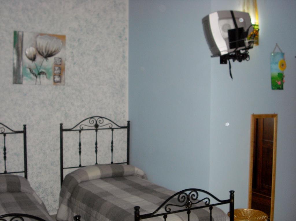 Colledisisto Srl Villa Pomarico Szoba fotó
